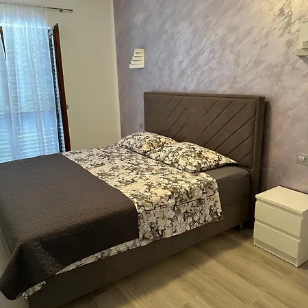 Luka Apartamento *
