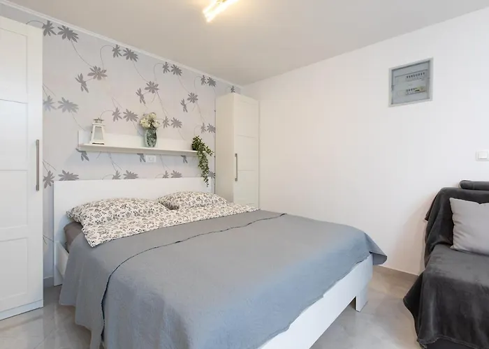 Luka شقة باشْكا