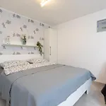 Luka شقة باشْكا
